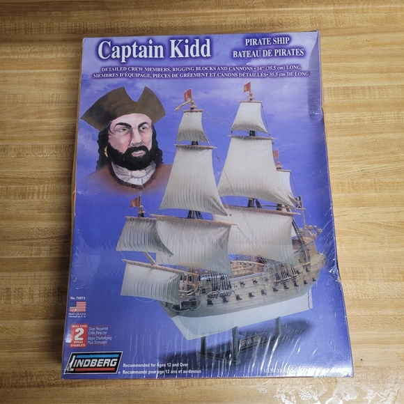 Lindberg Captain Kidd Pirate Ship Model Kit 70873 New Sealed - Picture 2 of 5